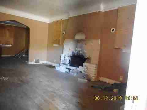 12839 Kilbourne (6)_m.jpg